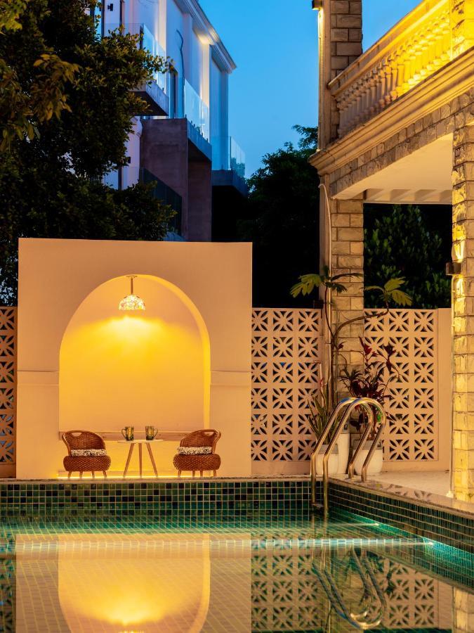 Beihai Silver Beach Yintai Time Seaview Villa Hotel Bagian luar foto