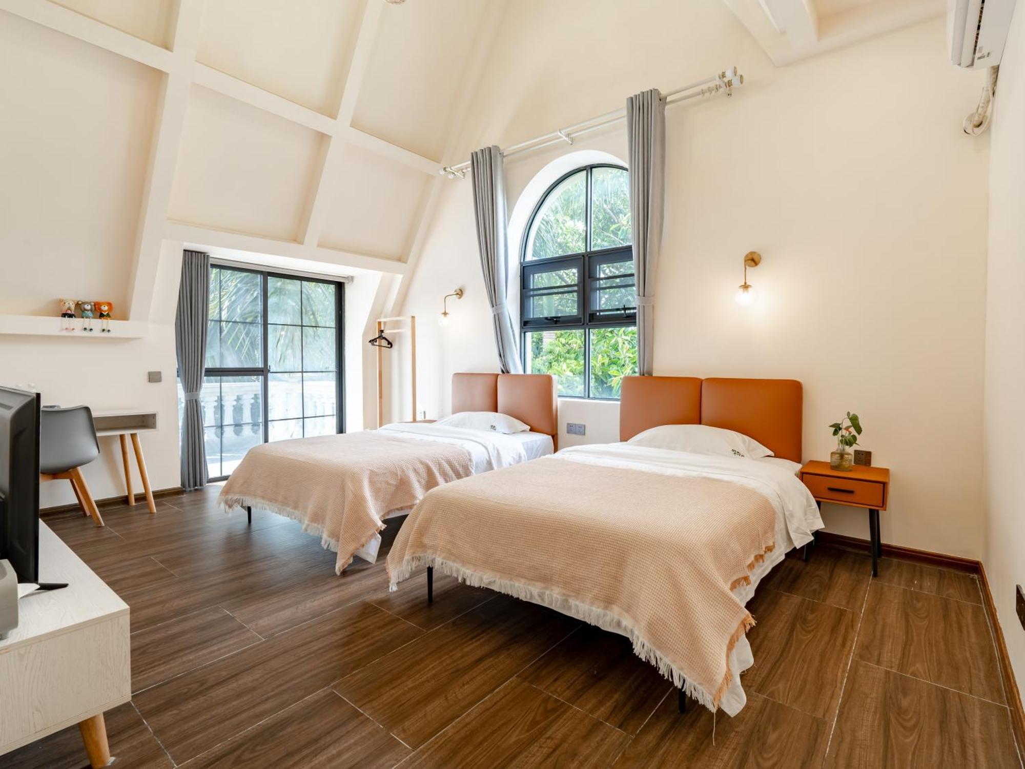 Beihai Silver Beach Yintai Time Seaview Villa Hotel Bagian luar foto